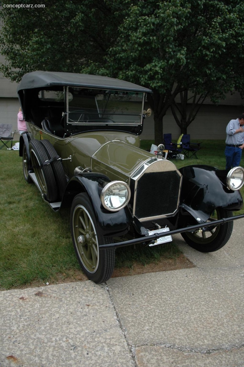 1919 Pierce-Arrow Model 31